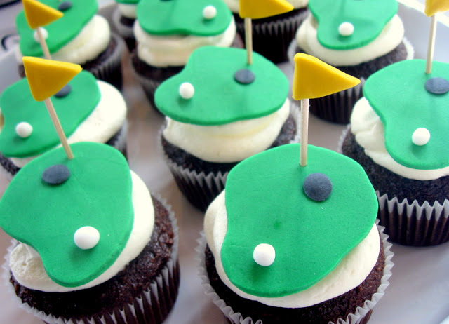 putting green cupcakes for a golf party