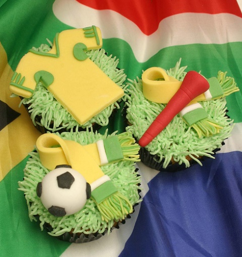 Cute world cup cupcakes!