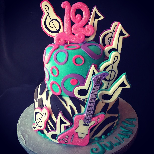 Awesome Rockstar party cake