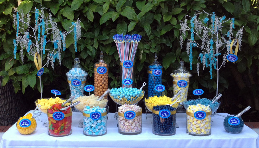 Blue and yellow candy buffet