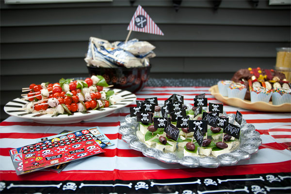 Love this pirate party food