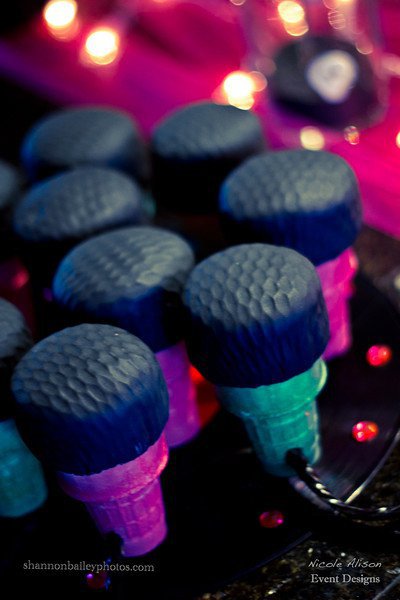 Microphone cupcakes for a rockstar party!