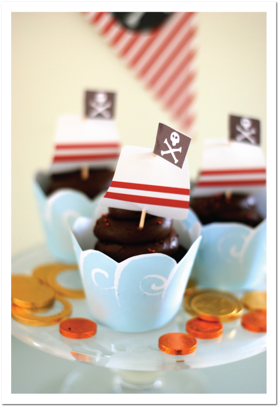 Super Cute Pirate Party Cupcakes!