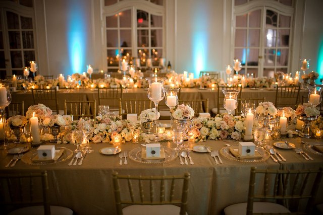 gold wedding reception tablescapes