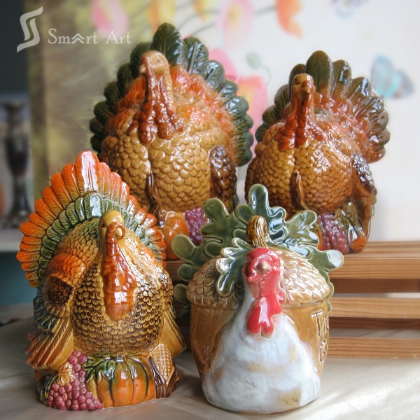 Love these Turkey Thanksgiving Decorations