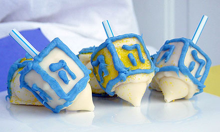 Mini Dreidel cakes for Hanukkah!
