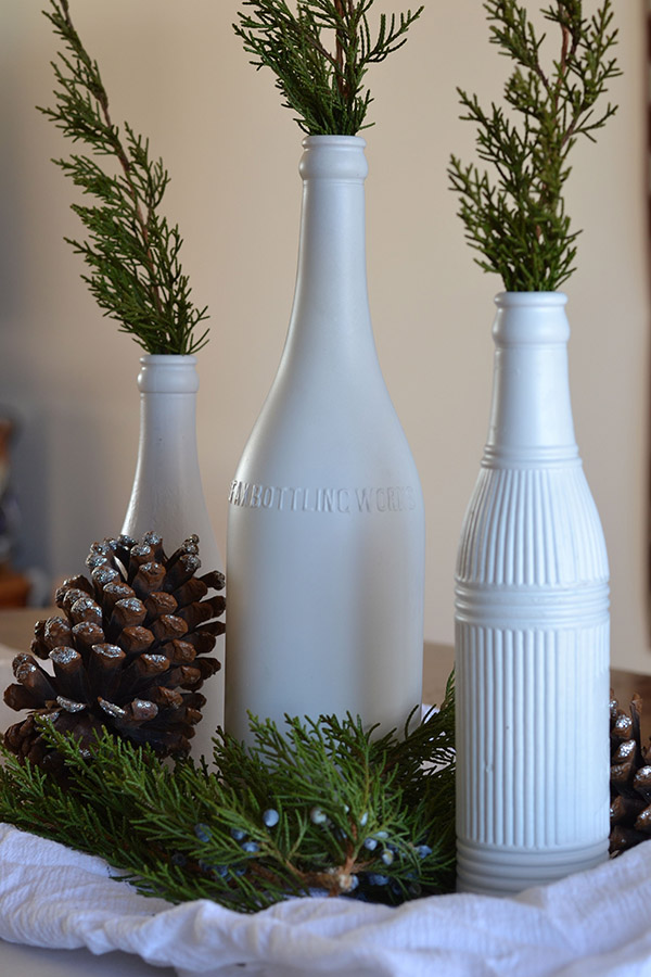 Easy and cute evergreen Christmas centerpiece