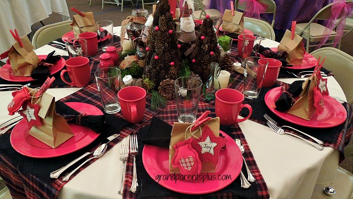 Mitten Christmas Tablescape