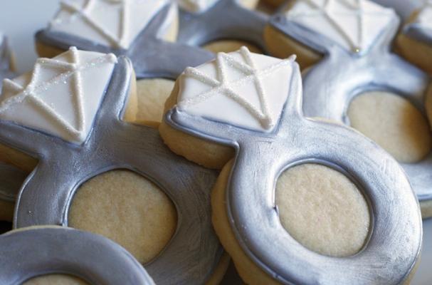 Engagment ring cookies