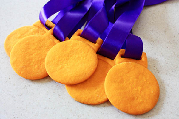 DIY Gold Medal Cookies!
