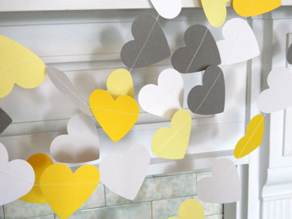 Lovely yellow and grey heart garland!