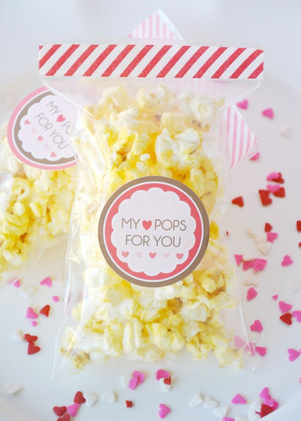 Popcorn favors