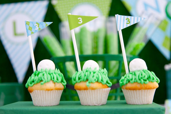 Cute Golf Ball Cupcakes for a golf party!