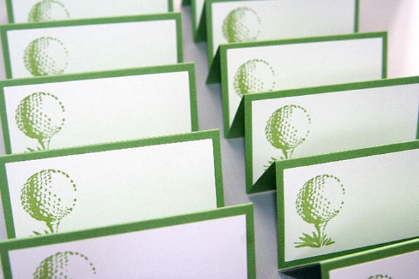 Golf place cards- Love this for a wedding or a party!