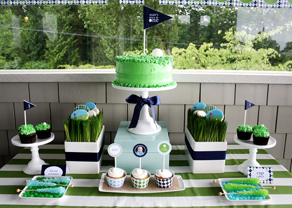The look and feel of this golf birthday party is lovely!