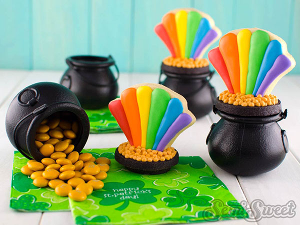 These are the cutest pots of gold