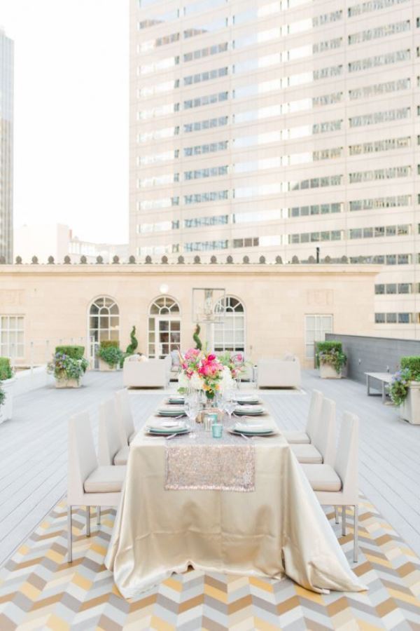 Urban Wedding Tablescape- Love this! #wedding #Outdoor #Urban