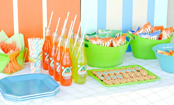 Cute pools party food set up