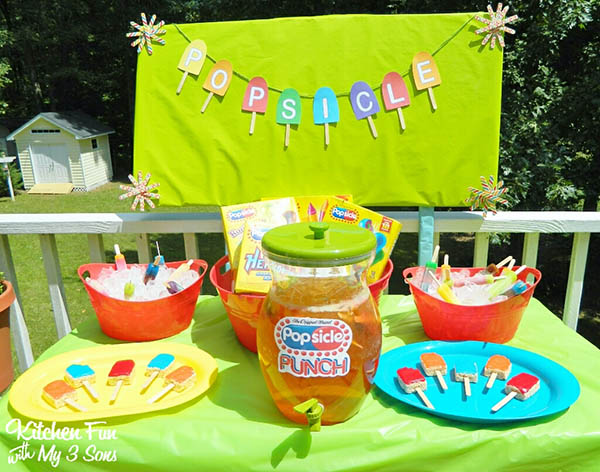 Love this cute popsicle party!