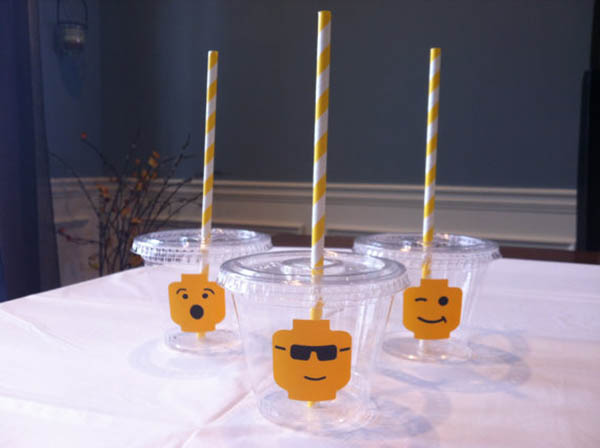Love these lego pary cups!