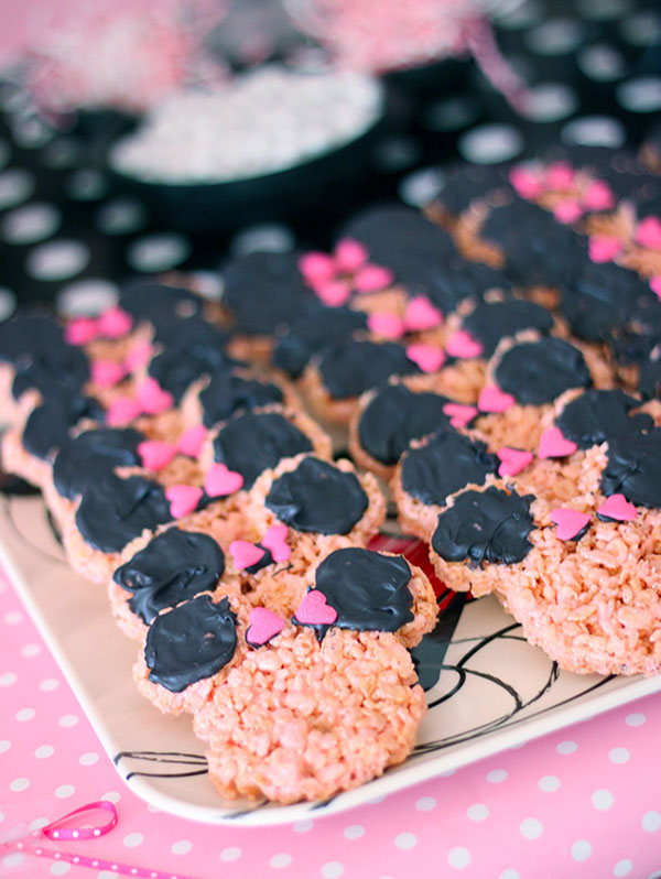 Minnie mouse rice crispies-how cute!