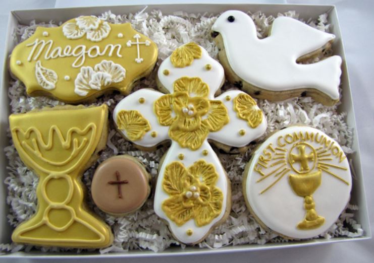 Beautiful communion cookies!