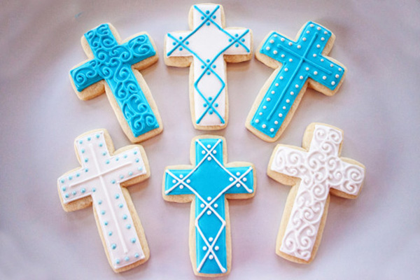 Beautifully decorated Cross cookies
