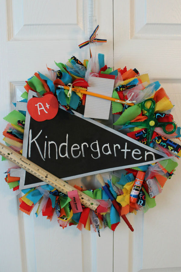 Love this back to school wreath on Etsy!