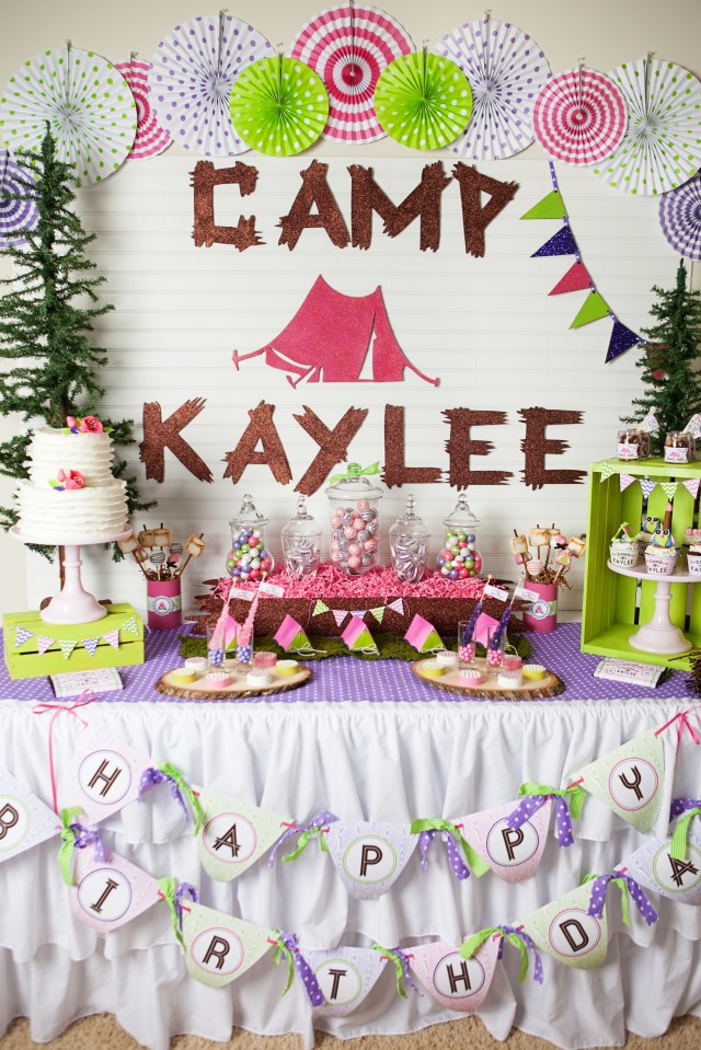This glamping party is adorable!