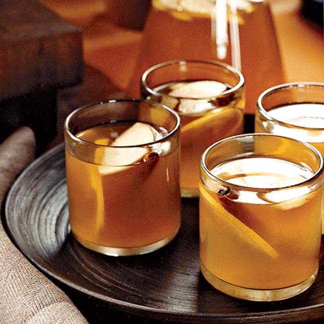 Hot Toddy Thanksgiving Drinks!