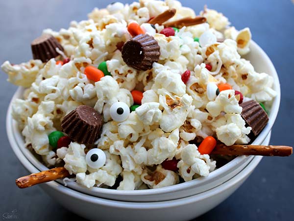 Melted Snowman popcorn- So Funny!