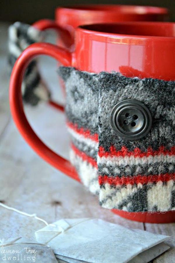 Sweater mugs! What a great idea for the holidays!