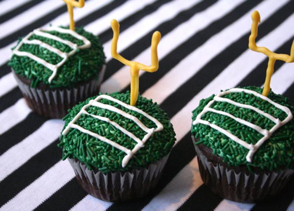 Goal post football cupcakes For a football party