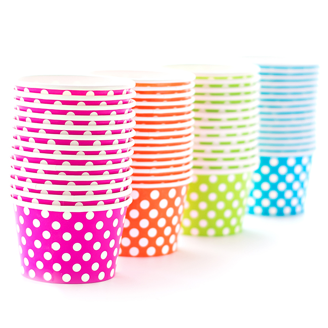 Polka Dot cupcake wrappers win free with our giveaway!