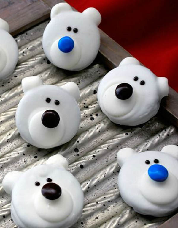 Cute as a button polar bear cookies!