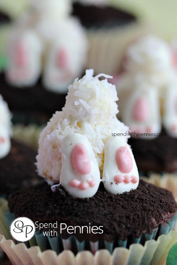 Love these bunny tail cupcakes!