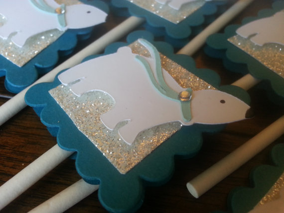Love these polar bear party cupcake toppers