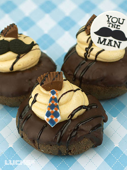 Oh my gosh these Father's day donuts are the cutest!