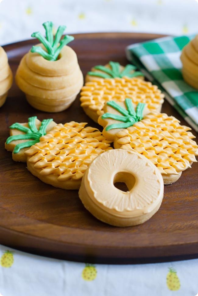 Too Cute Pineapple Cookies