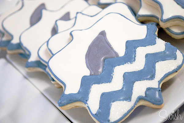 Look how cute these chevron cookies with darling little sharks on it!