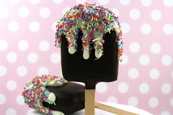 Love these popsicle cake pops!