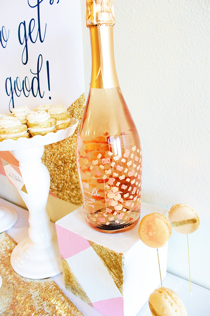 Caposaldo Sparkling Peach Moscato-Yummy drink for girls night in