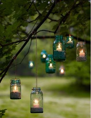 Lovely Mason Jar Candles For Backyard prettiness!