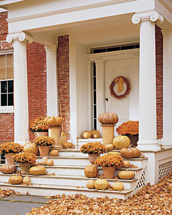 Pretty Fall Porch Designs!