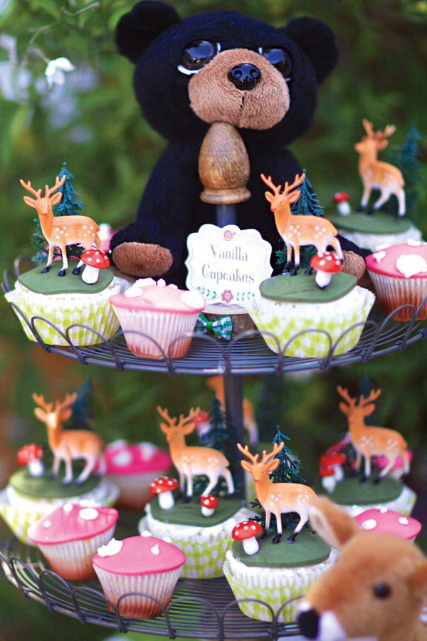 These Woodland Cupcakes are so cute!