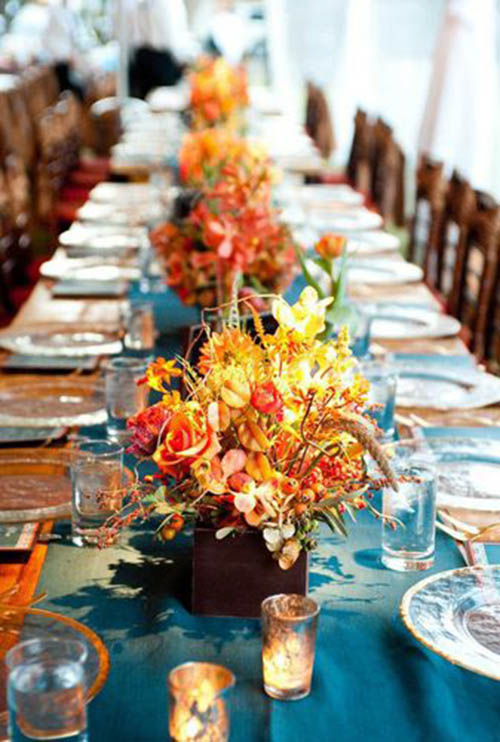 Pretry Fall Wedding Centerpiece with fall leafs!