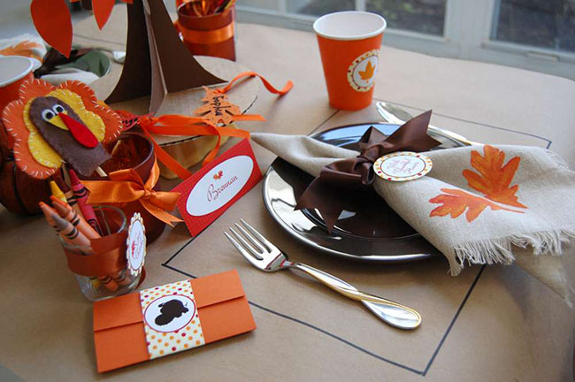 Love this Kids Thanksgiving Table!