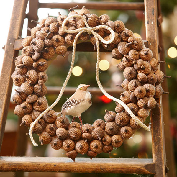 Creative Acorn Holiday wreath