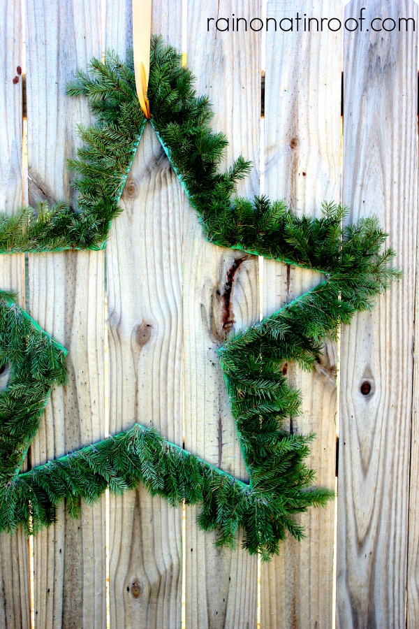 Love this DIY evergreen Star wreath