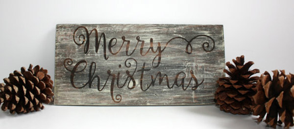 Love this Merry Christmas Rustic Board Sign